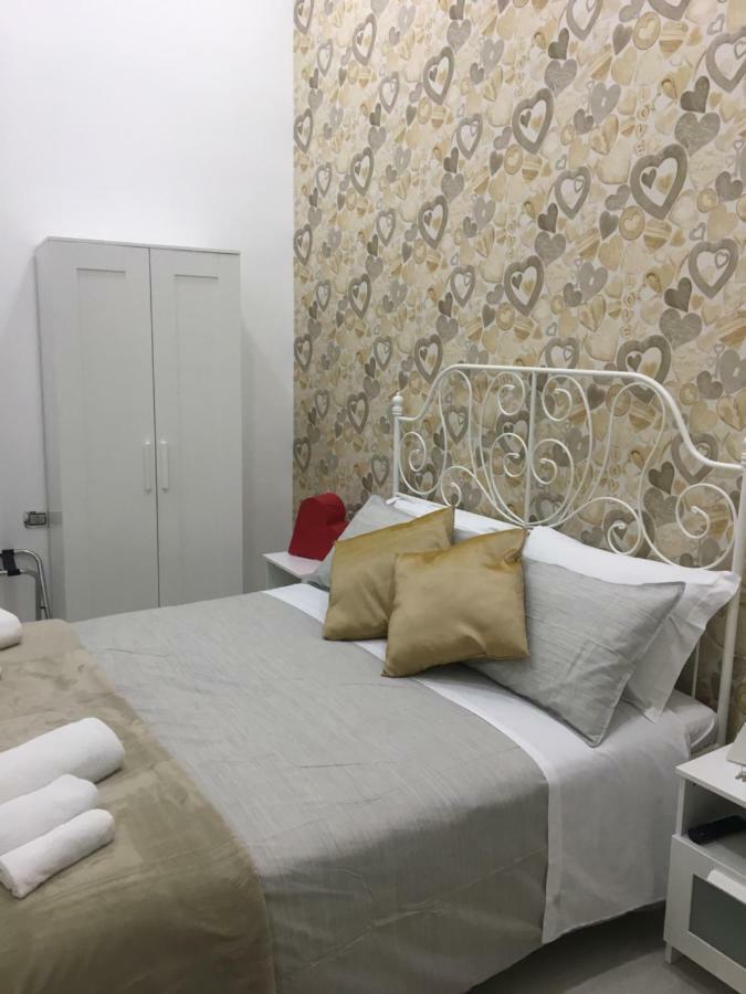 Hotel Il Cuore Di Napoli Exterior foto